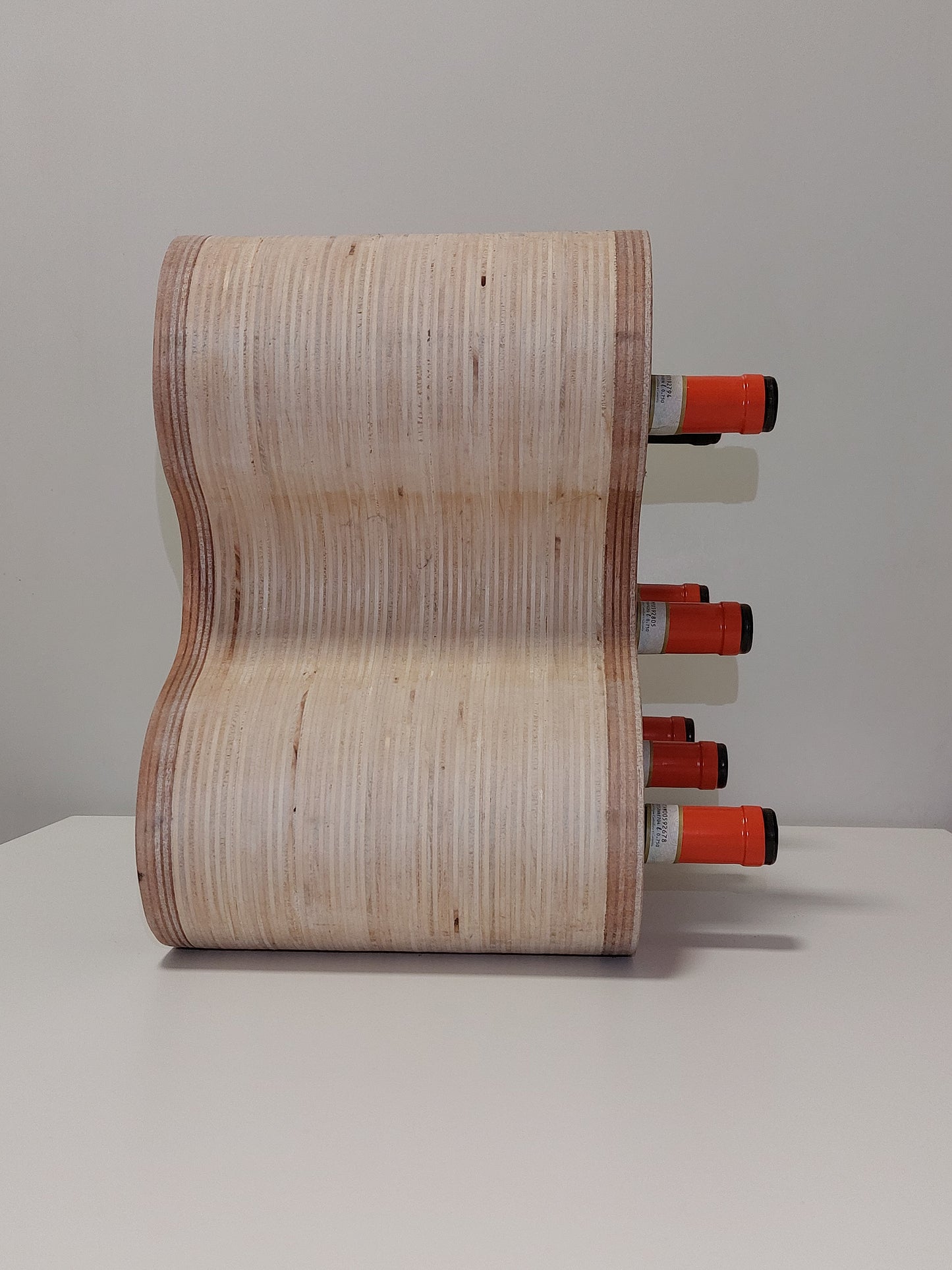 Cantinetta portavini moderna | Cantinetta portavini in legno | Portavini da 7 bottiglie | Regalo per lei e per lui